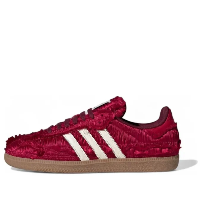 Adidas X Caroline Hu Samba OG „Satin Power Red”