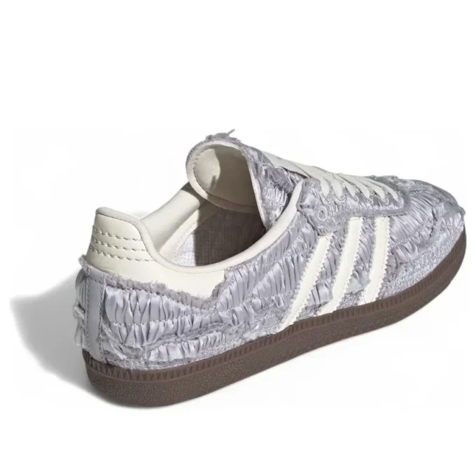 Adidas X Caroline Hu Samba OG „Satin Silver Metallic”